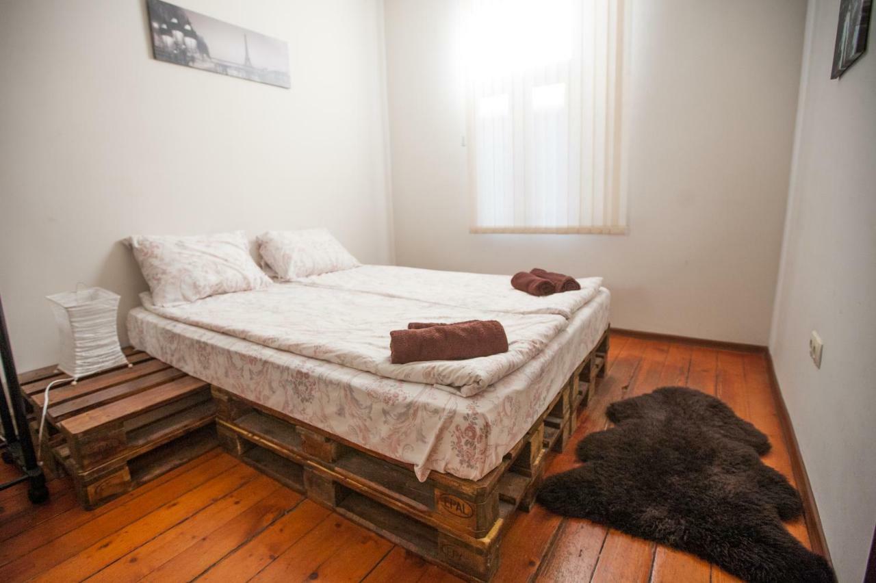 Hot Spot Apartments София Екстериор снимка