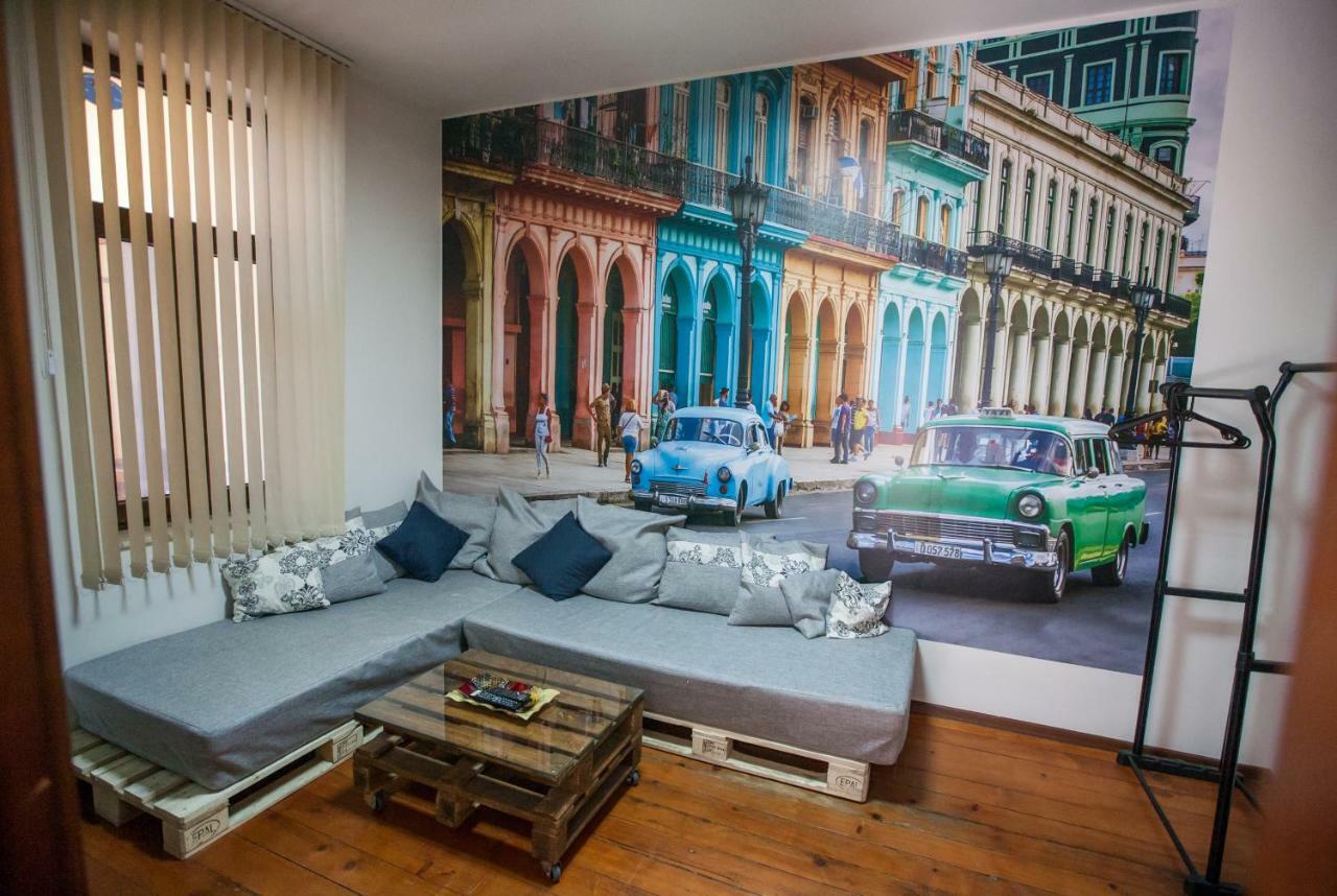 Hot Spot Apartments София Екстериор снимка